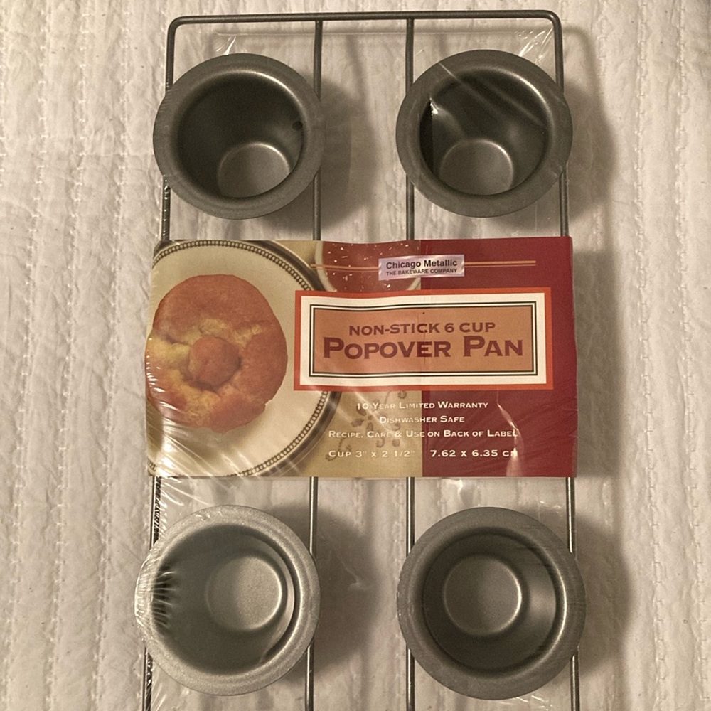 New-Chicago Metallic Non-Stick 6 cup popover pan. Purchased at the WS Outlet.